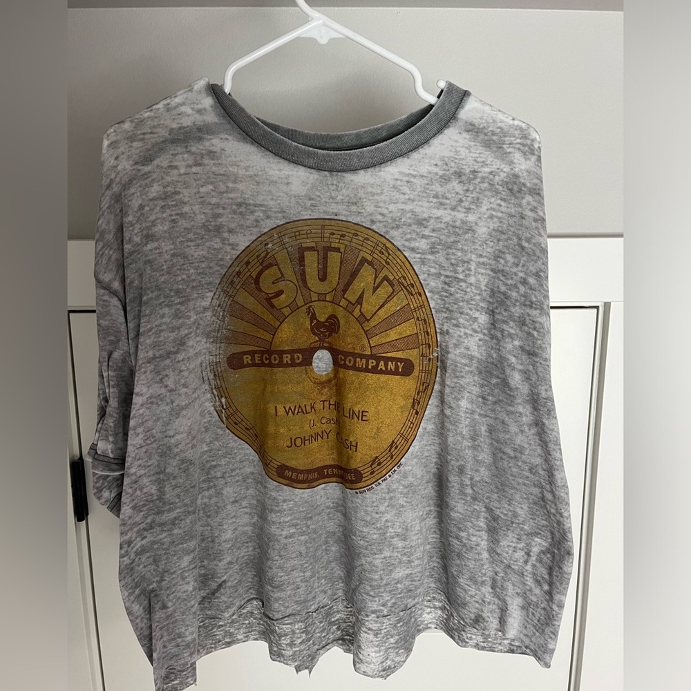 graphic tee